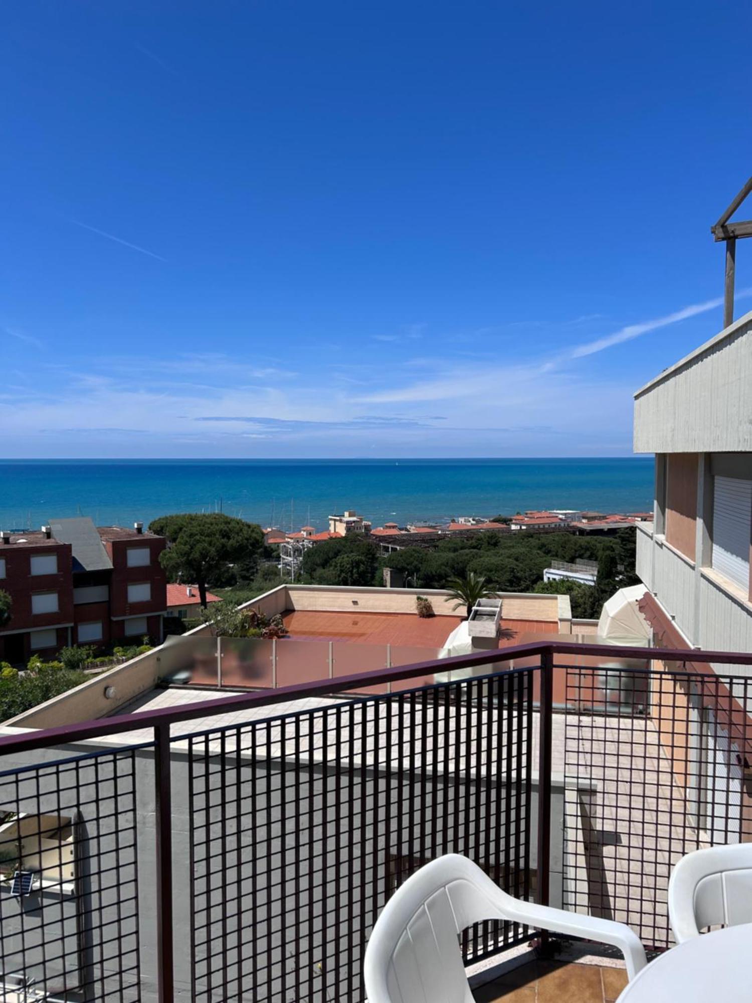 Residenze Etruria Aparthotel San Vincenzo Exterior photo
